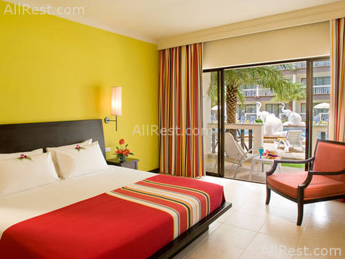 Centara Kata Resort 5